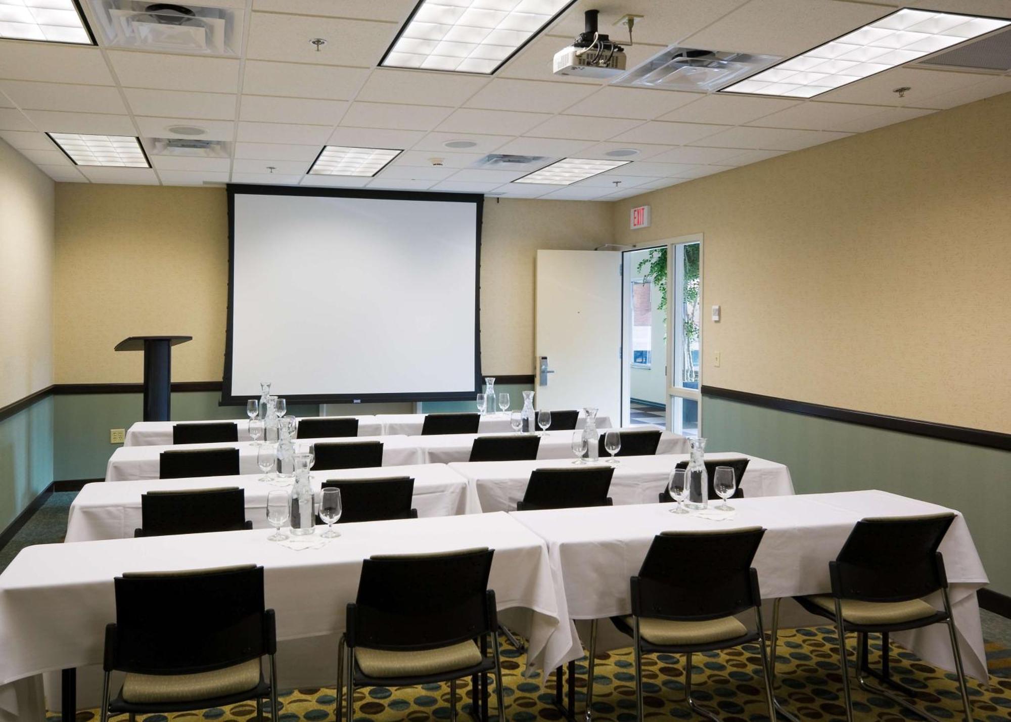 Hilton Garden Inn Mankato Downtown Dış mekan fotoğraf